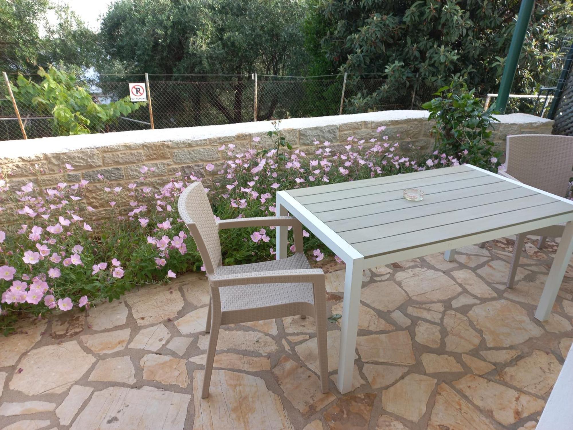 Ferienwohnung Oneiro House Kassiopi Exterior foto